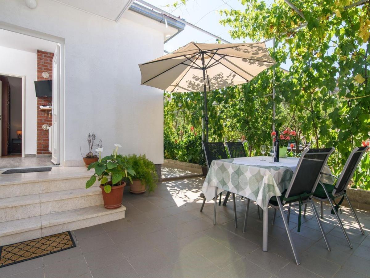 Apartments Beba - Peaceful Location Trogir Exteriör bild