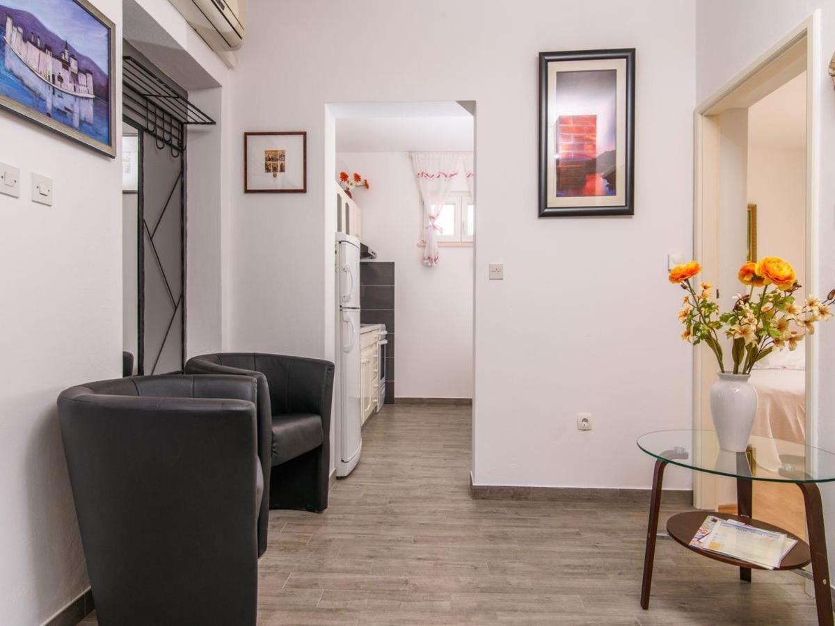 Apartments Beba - Peaceful Location Trogir Exteriör bild